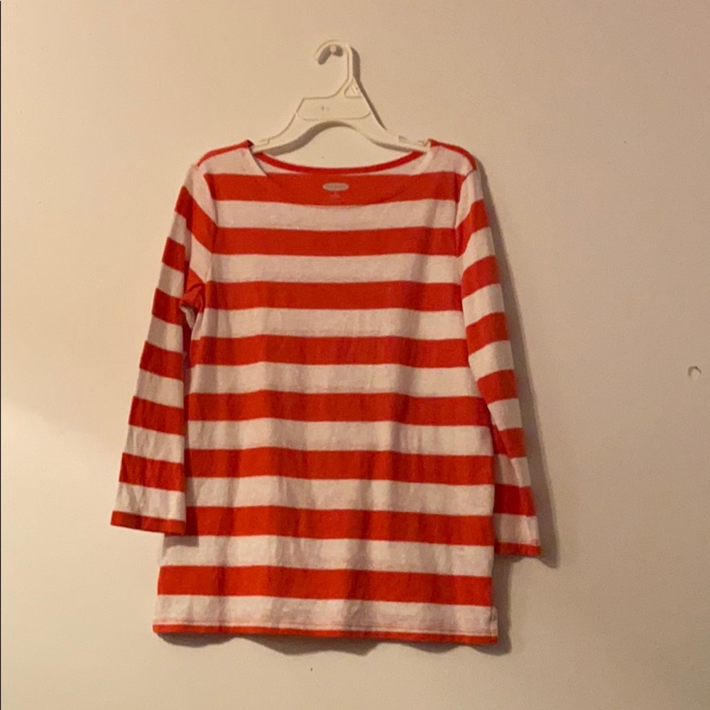 Old Navy long sleeve tee